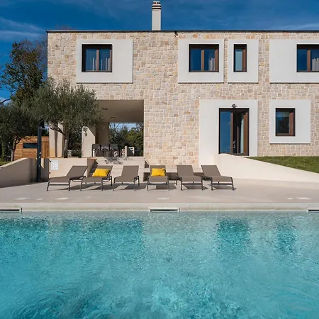 Casa Minerva *