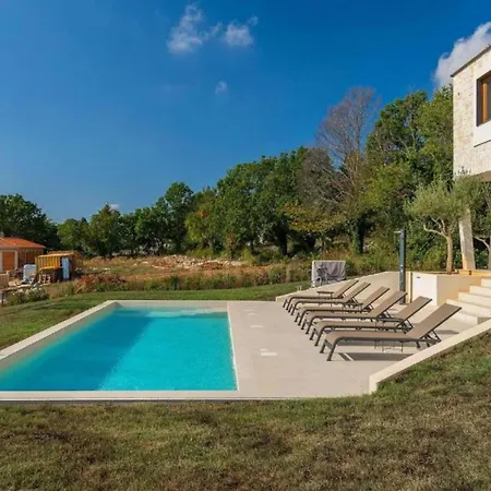 Villa Casa Minerva Majkusi