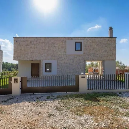 Casa Minerva Villa