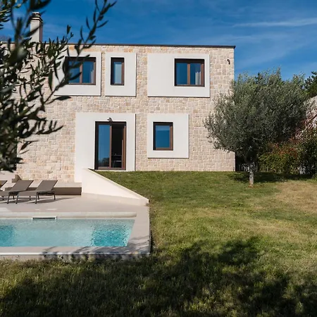 Casa Minerva Villa *