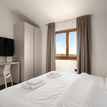 Casa Minerva Villa Majkusi